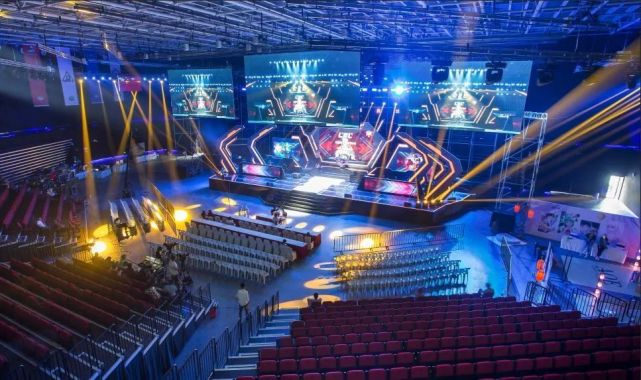 也降低资产 也降低资产